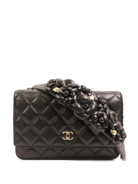 CHANEL Pre-Owned Wallet On Chain CC quilted crossbody bag Black AP2102B