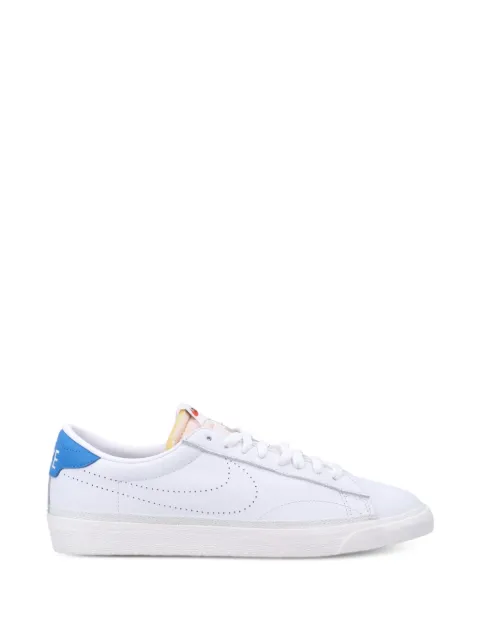Nike Tennis Classic AC lace-up sneakers White IO1738