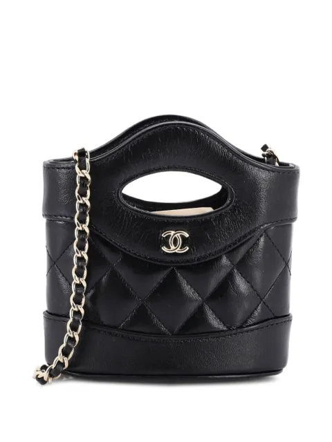 CHANEL Pre-Owned 31 Shopping Bag Clutch with Chain Quilted Calfskin Nano crossbody bag Black 8X2A6EW2XQLXI452