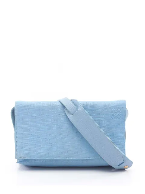 Loewe Pre-Owned 2010-2026 Patent Anagram Vega crossbody bag Blue 6AO70XY1BNB7O3O7