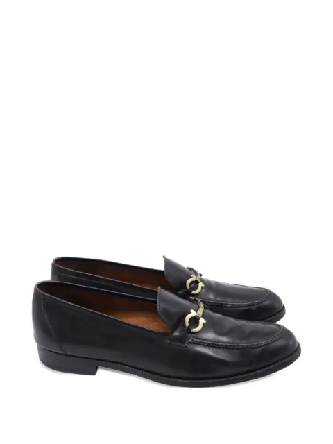 Ferragamo Pre-Owned Gancini leather loafers Black GILTPUUSSH737390M