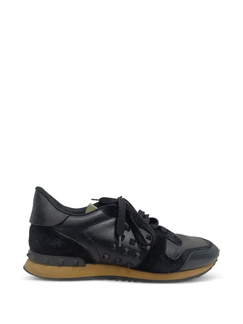 Valentino Garavani Pre-Owned Rockrunner Rockstud sneakers Black MRPPUGBSH624551M
