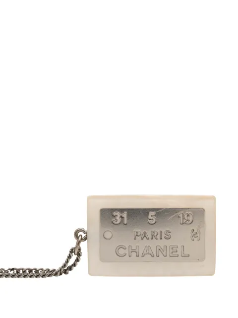 CHANEL Pre-Owned 1999 Resin and Brass Plated Logo Address Plate Pendant Necklace costume necklace White 1OQT8UG0AV03AXFB