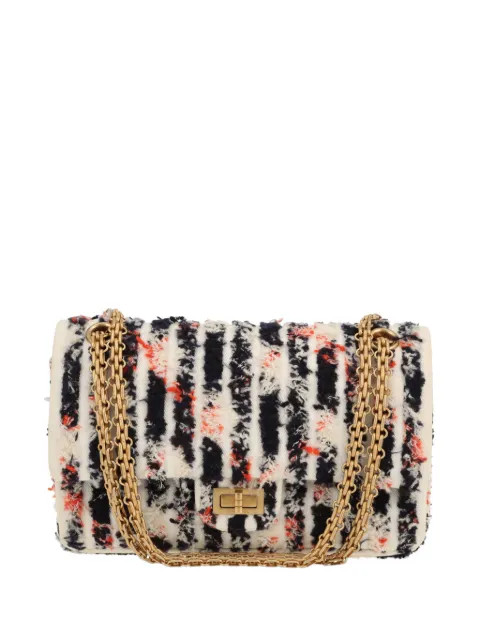 CHANEL Pre-Owned 2020 2.55 tweed shoulder bag Neutrals 427890