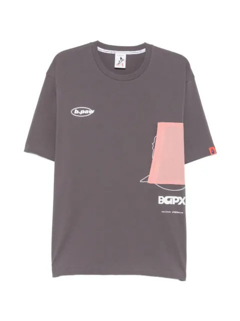 A BATHING APE® logo-print panelled T-shirt Black 001CSM331903C