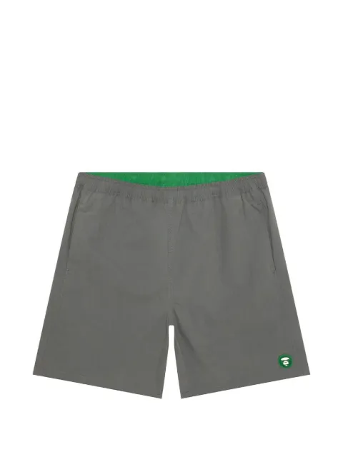 AAPE BY *A BATHING APE® logo-patch shorts Green AAPSPMB673XXO