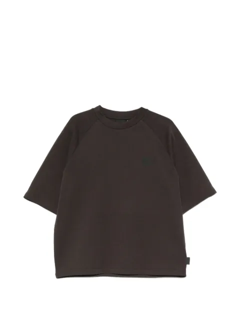 OUTHERE logo-patch raglan-sleeve T-shirt Brown 4651M302B209