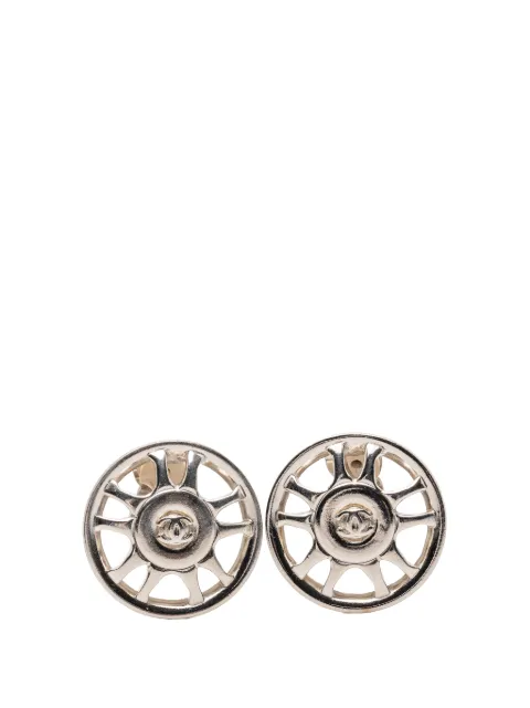 CHANEL Pre-Owned 1997 CC Silver Plated Wheel Clip On Earrings costume earrings Silver UJDHIQWY3JZJC3WE