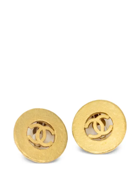 CHANEL Pre-Owned 1994 Interlocking CC clip-on earrings Gold 94A