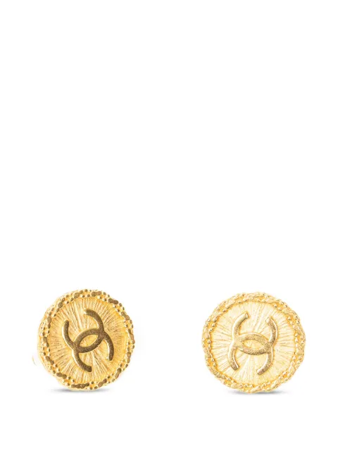 CHANEL Pre-Owned 1994 Interlocking CC clip-on earrings Gold 94P