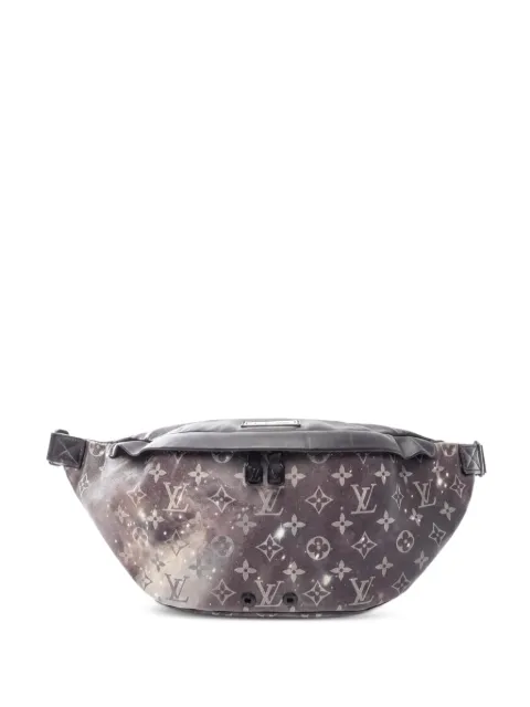 Louis Vuitton Pre-Owned 2019 Discovery Monogram Galaxy belt bag Grey 1063134MI0119