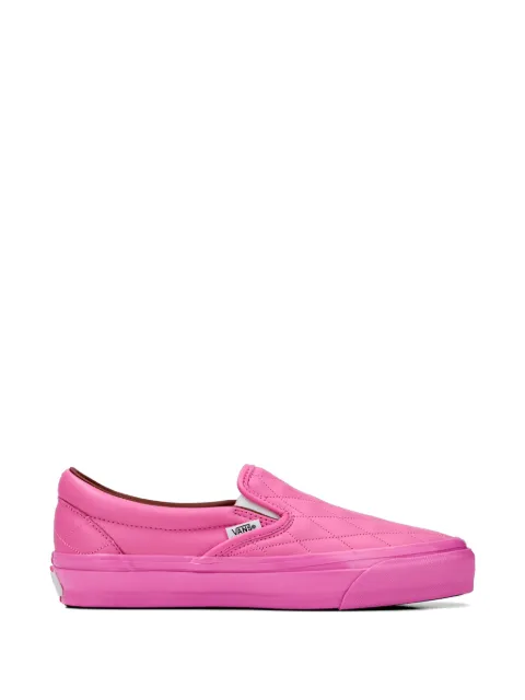 Vans LX Classic Slip-On 98 quilted leather sneakers Pink VN000D9WPNK