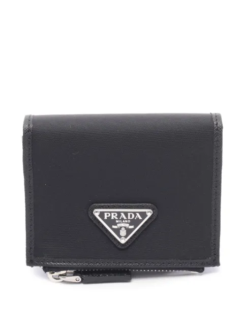 Prada Pre-Owned 2013-2026 Tessuto Bifold Wallet small wallets Black LTI1VI8XTPJXE1C2