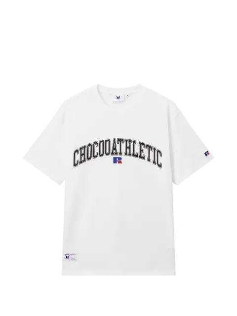 CHOCOOLATE logo-print short-sleeve T-shirt White B1XTEM00729X