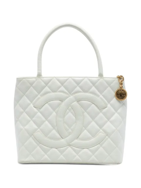 CHANEL Pre-Owned 2003-2004 Caviar Medallion tote bag White ZZYP44O6IMSVA9UK