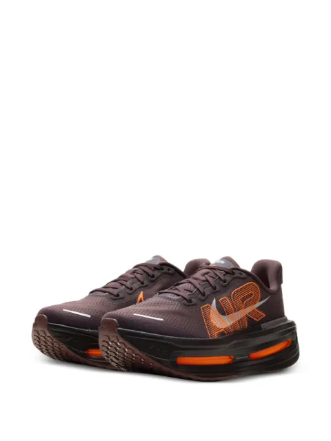 Nike x Renegade Vomero Premium sneakers Brown IQ7314