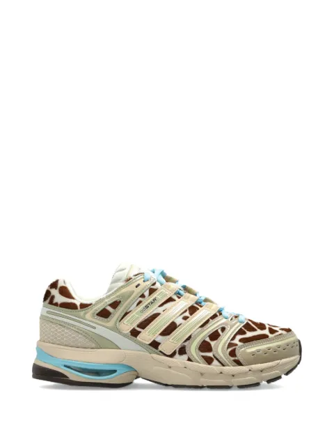 adidas Adistar Control 5 giraffe-print sneakers Neutrals KI4206