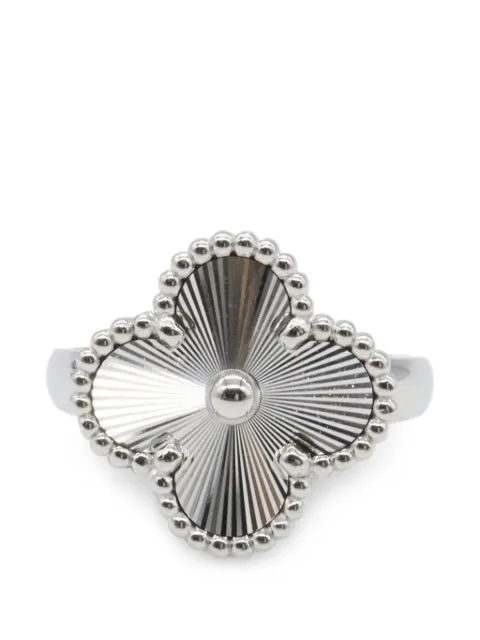 Van Cleef & Arpels Pre-Owned 2010s Alhambra Guilloché ring Silver 1061675