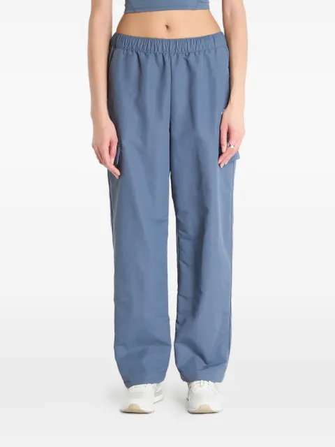The North Face logo-print cargo pants Blue NF0A8FC00U31