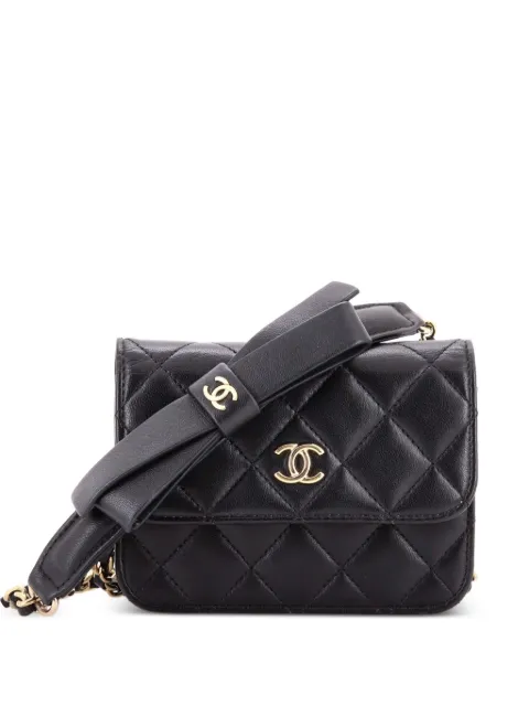 CHANEL Pre-Owned Bow Strap Card Holder on Chain Quilted Lambskin clutch bag Black G2GE2AABLVZJ1B4U