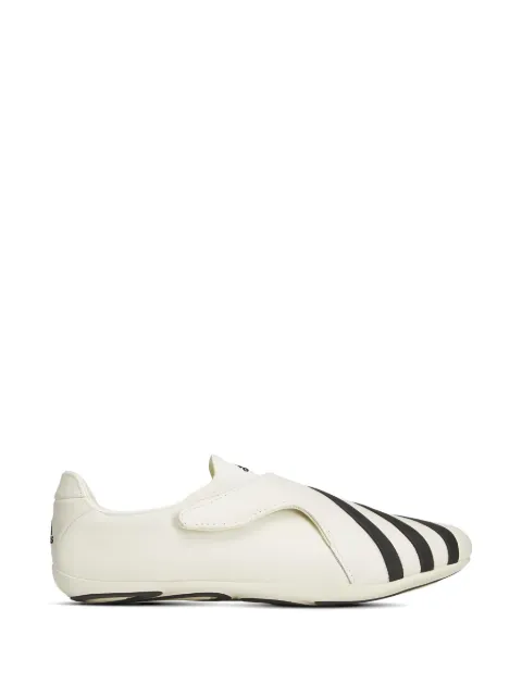adidas x Pharrell William Yoga Vario trainers Neutrals KI7668