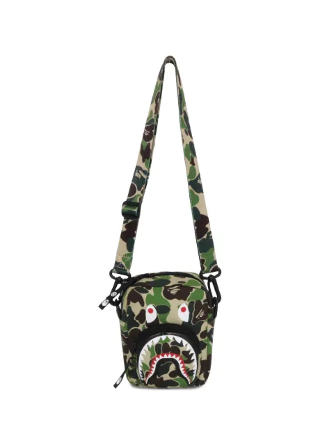 A BATHING APE® Shark camouflage-print messenger bag Green 001SGM301003M