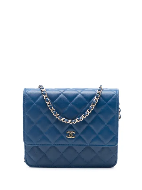 CHANEL Pre-Owned 2017-2018 CC Square Quilted Lambskin Wallet on Chain crossbody bag Blue 8KM7PDLVUN4SBXF2