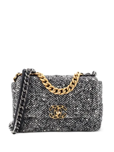 CHANEL Pre-Owned 19 Flap Bag Quilted Wool Medium shoulder bag Black VS74XNDZQ0PXJ2CH