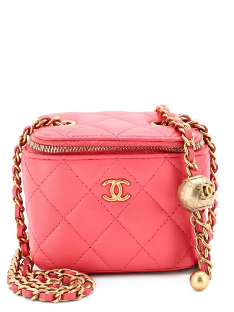 CHANEL Pre-Owned Pearl Crush Vanity Case with Chain Quilted Lambskin Mini clutch bag Pink 20SEKIOCDDA0MCBY