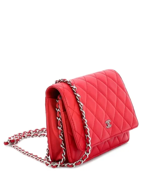 CHANEL Pre-Owned Wallet on Chain Quilted Lambskin crossbody bag Red K32GBW53NOY7XJTI