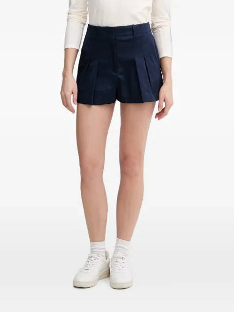 Lacoste pleated logo-patch shorts Blue FF0175