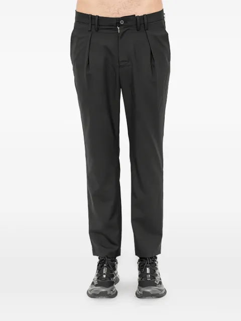 The Viridi-Anne pleated tapered trousers Black VI396204