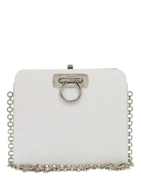 Ferragamo Pre-Owned 2010-2025 Leather Gancini Chain crossbody bag White CJC863F74096J4LL