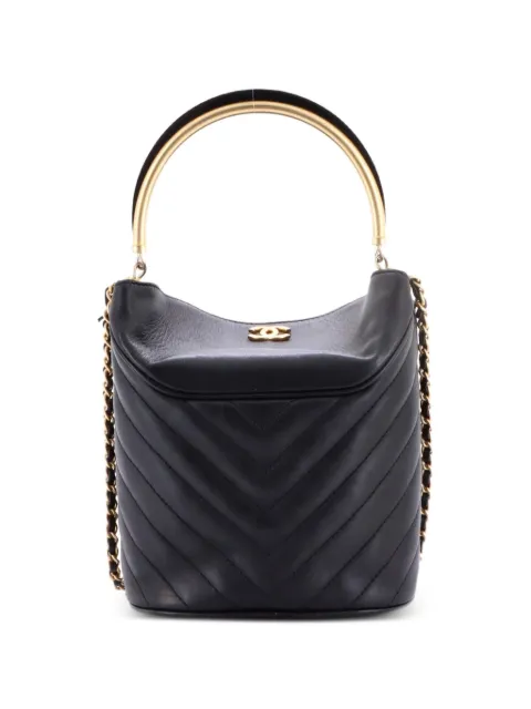 CHANEL Pre-Owned Handle with Chic Chevron Lambskin bucket bag Black 6P8N02KVZDIBSNQK