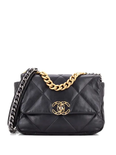 CHANEL Pre-Owned 19 Flap Bag Quilted Leather Medium crossbody bag Black IAVOPUQV9B2SVZMW