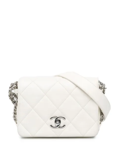 CHANEL Pre-Owned 2021-2023 Mini Quilted Lambskin Chain Rows Flap crossbody bag White S06VNQFINVG8V75O