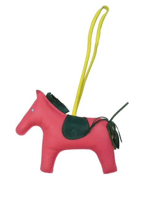 Hermès Pre-Owned 1990-2010 Milo Lambskin Grigri Rodeo Pegase Bag Charm GM key chain Pink 6DL3ZTQGX4M9Y184