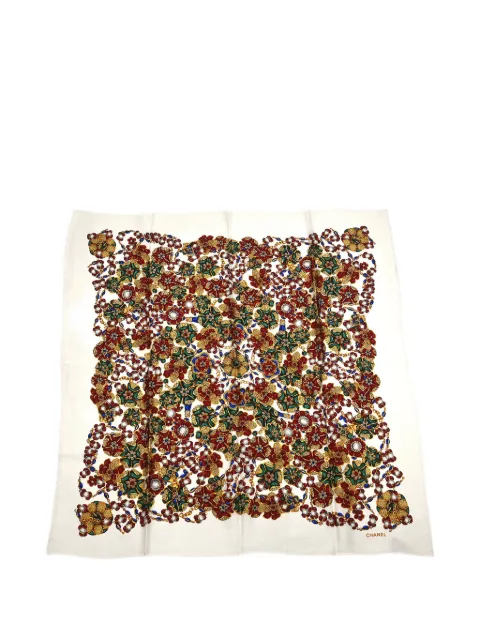 CHANEL Pre-Owned 1990-2000s floral silk scarf White 135799