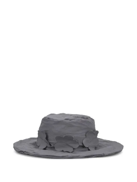 Scha flower-appliqué hat Grey 2010
