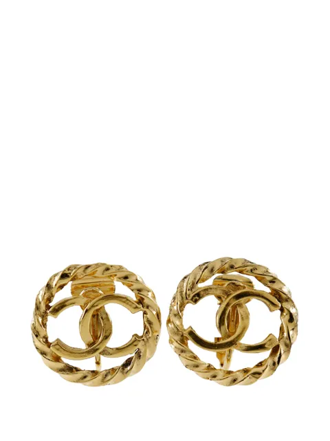 CHANEL Pre-Owned 1950-1970 CC Gold Plated Round Clip On Earrings costume earrings Gold 3KO8DBZSKPC5SLXG