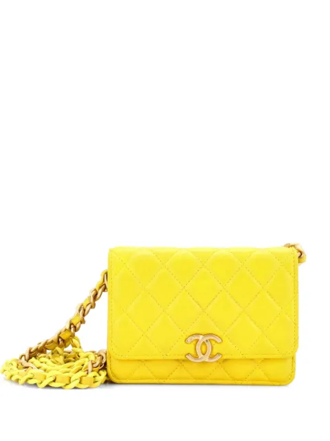 CHANEL Pre-Owned Lacquered Metal CC Wallet on Chain Quilted Lambskin Mini crossbody bag Yellow 553IB9XSUX86GASJ