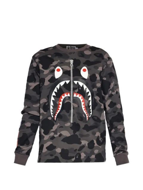 A BATHING APE® camouflage-print shark-detail T-shirt Black 001LTM301006M