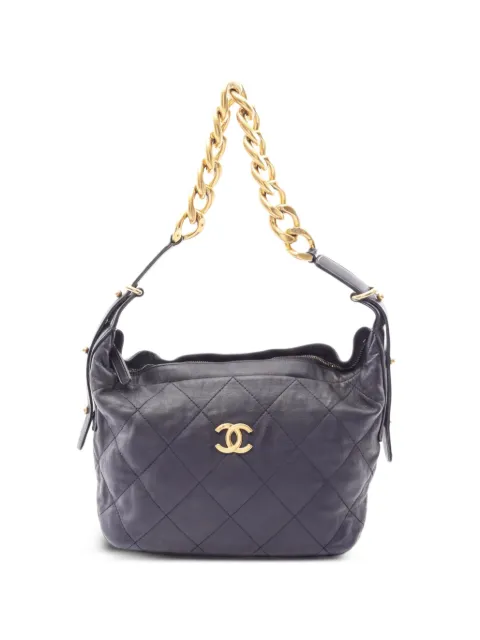 CHANEL Pre-Owned 2021 Matelassé chain lambskin shoulder bag Blue 1054935P1TKCT05