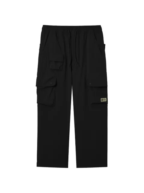 FINGERCROXX logo-patch cargo pants Black FFXPTM01290X