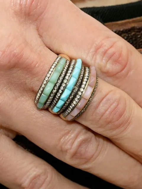 Jenna Blake 18kt yellow gold Pyramid Turquoise ring Gold JBR0010MINITQ