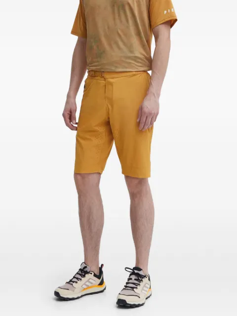 PICTURE Vellir belt shorts Yellow MSH094