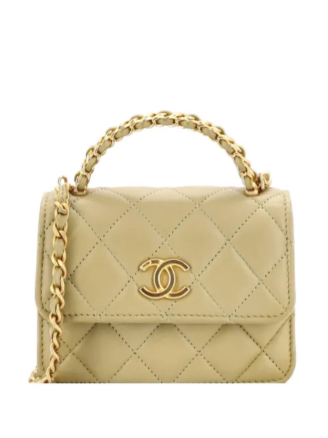 CHANEL Pre-Owned Woven Top Handle CC Flap Clutch on Chain Quilted Lambskin Small satchel Green TKTUMYWUL074VT2P