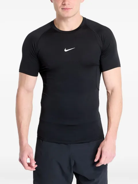 Nike short-sleeve logo-print T-shirt Black FB7932