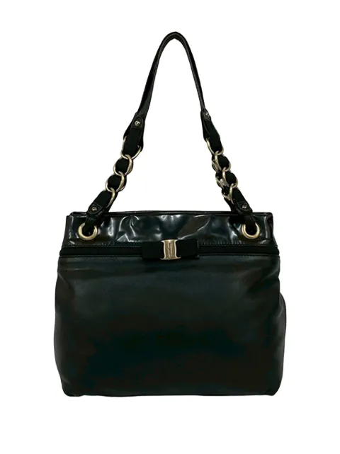 Ferragamo Pre-Owned 2000-2026 Leather Vara Bow shoulder bag Black YBN4D8BVUO4SURE4
