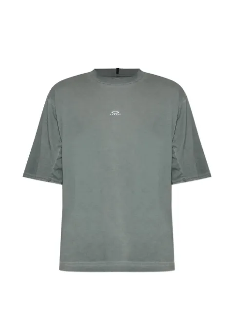 Oakley logo-print T-shirt Grey FOA408545